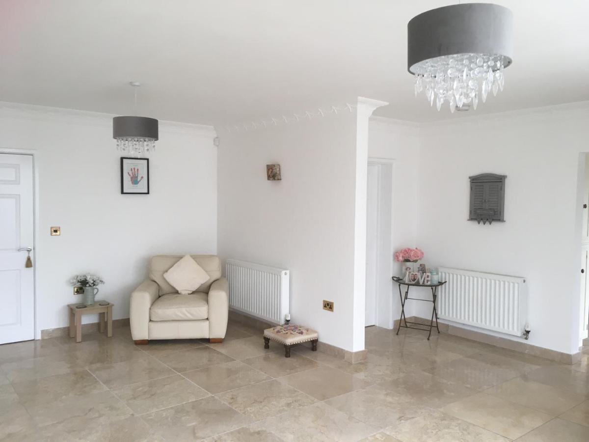 Rowan House Bed Breakfast Main House & Self Contained Self Catering Apartment Cymmer Zewnętrze zdjęcie